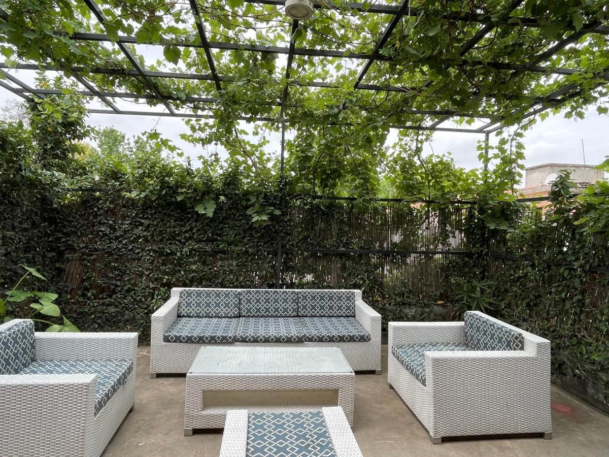 Riviera Courtyard Guest House Iszlámábád Kültér fotó